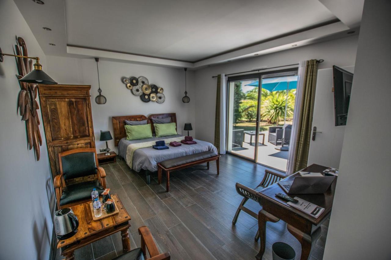Bed and Breakfast Les Cuves - Saintes Chaniers Exterior foto